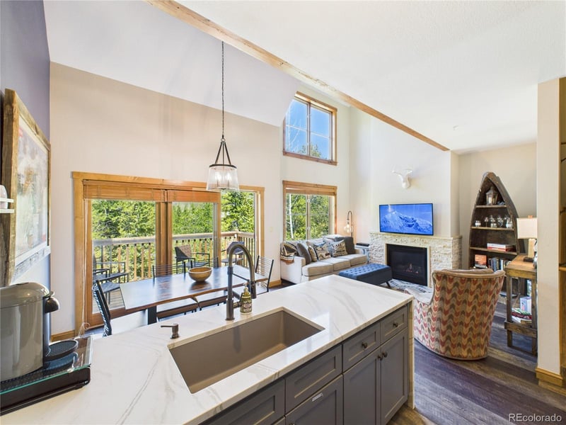 27 Lake Ridge Cir #1842, Dillon, CO 80435