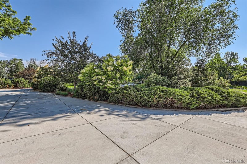 5480 S Holly St, Greenwood Village, CO 80111
