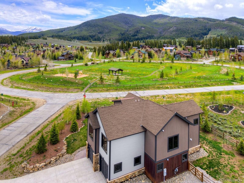 21 Mule Deer Ct, Dillon, CO 80435