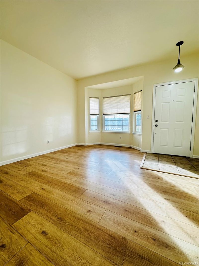 6102 Yampa St, Aurora, CO 80016