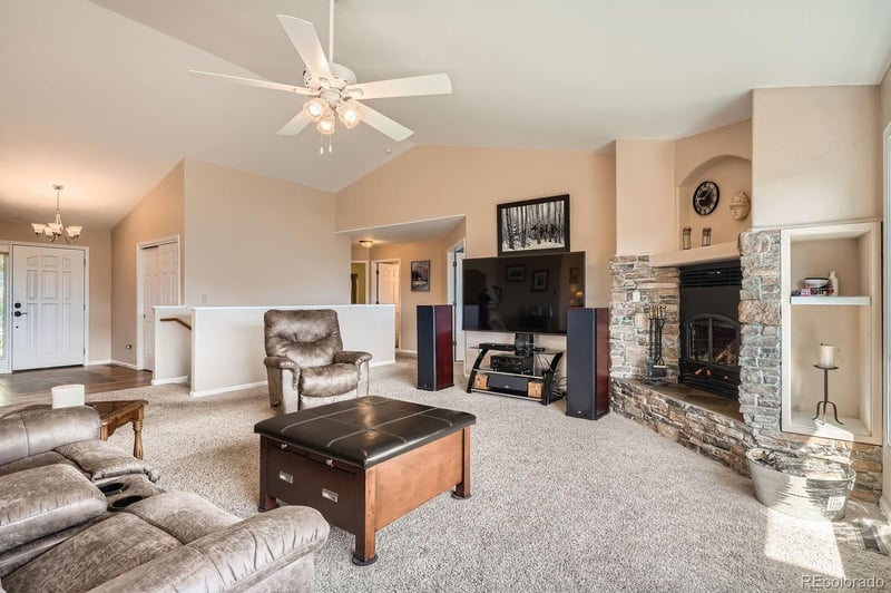 557 Highpoint Cir, Black Hawk, CO 80422