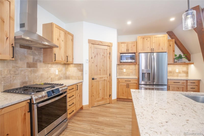 297 Robertson Ln, Breckenridge, CO 80424