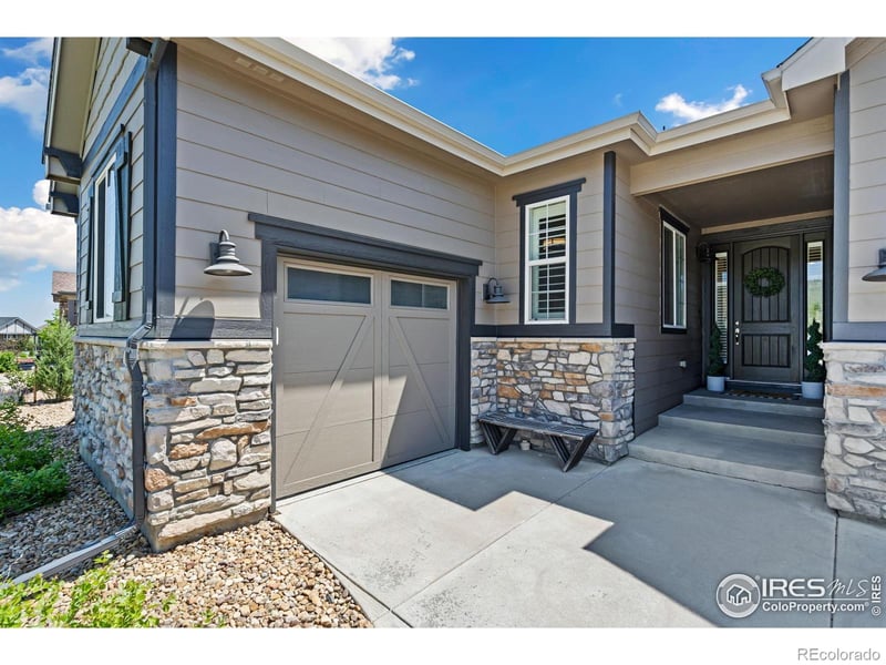 1102 Sunflower Dr, Fort Collins, CO 80521