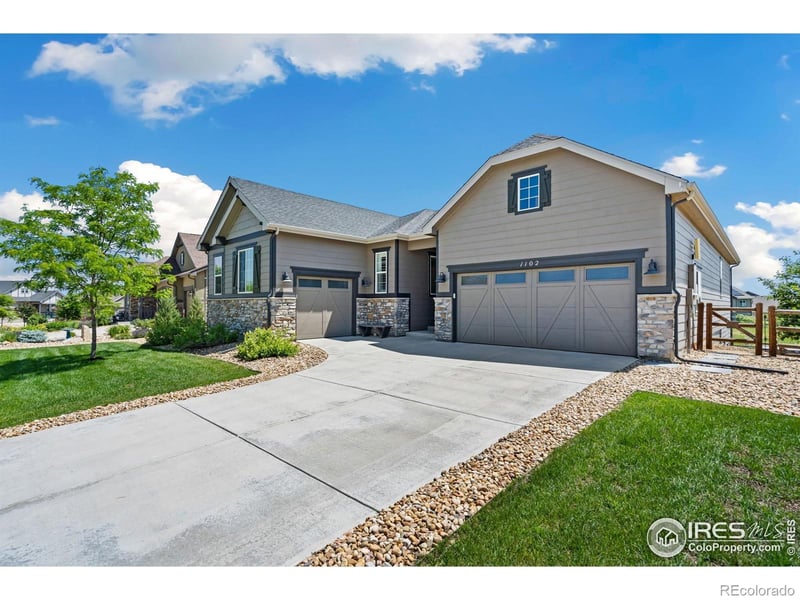 1102 Sunflower Dr, Fort Collins, CO 80521
