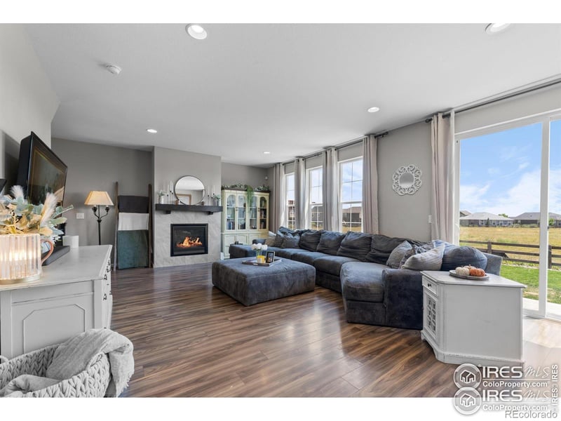4900 Wildflower Pl, Dacono, CO 80514