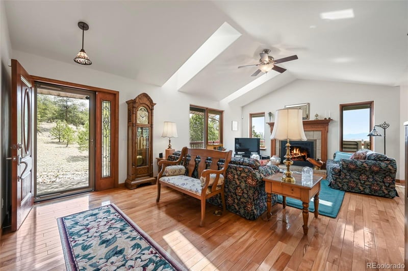 322 Sequoia Rd, Hartsel, CO 80449