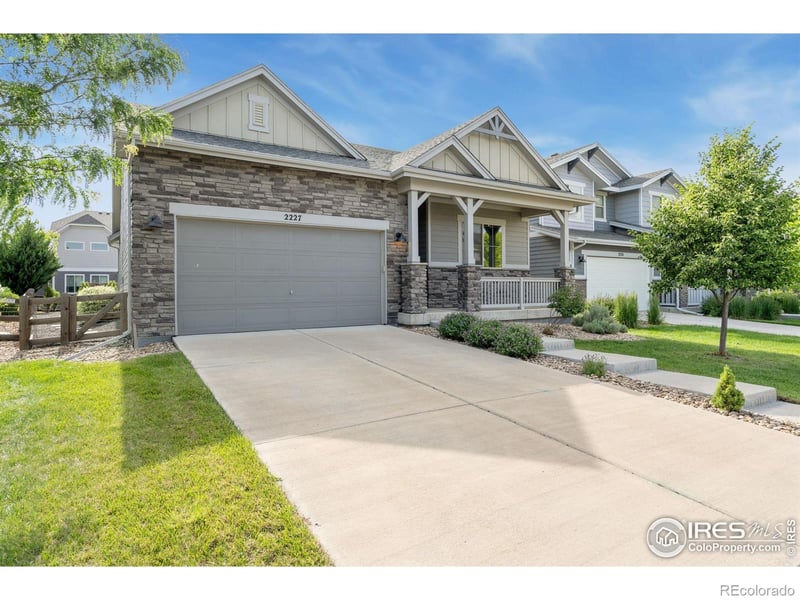 2227 Vermillion Creek Dr, Loveland, CO 80538