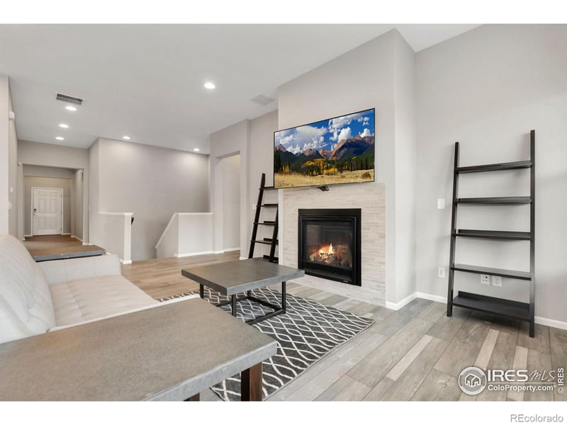 2227 Vermillion Creek Dr, Loveland, CO 80538