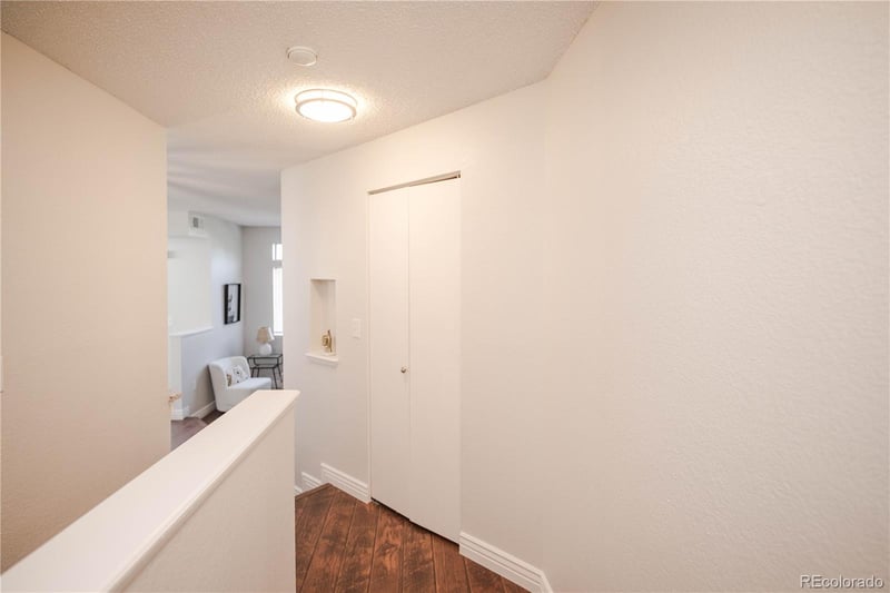 6001 S Yosemite St #B206, Greenwood Village, CO 80111