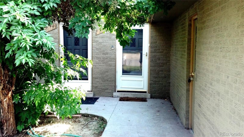 8618 62nd Pl, Arvada, CO 80004