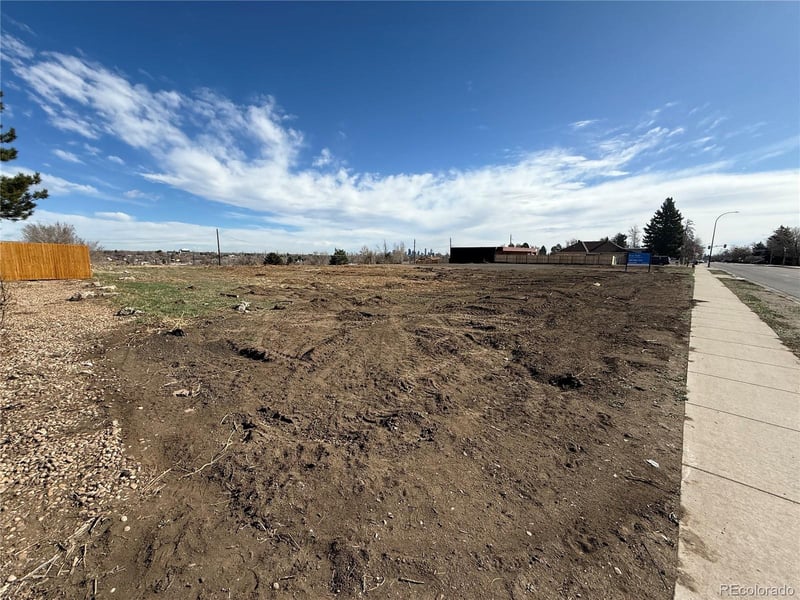 6045 Mississippi Ave, Lakewood, CO 80226