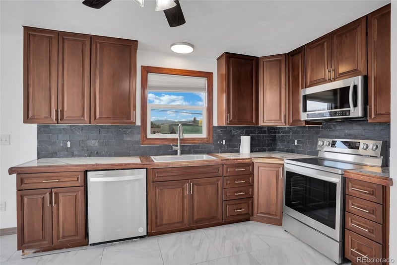 906 Central, Kremmling, CO 80459