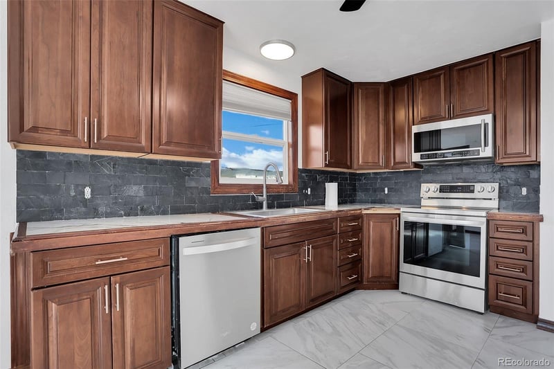 906 Central, Kremmling, CO 80459