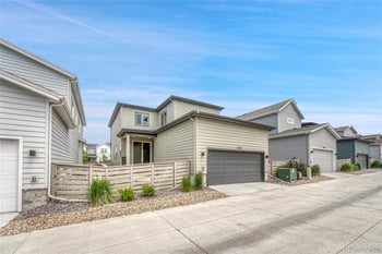 8911 Eagle River St, Littleton, CO 80125