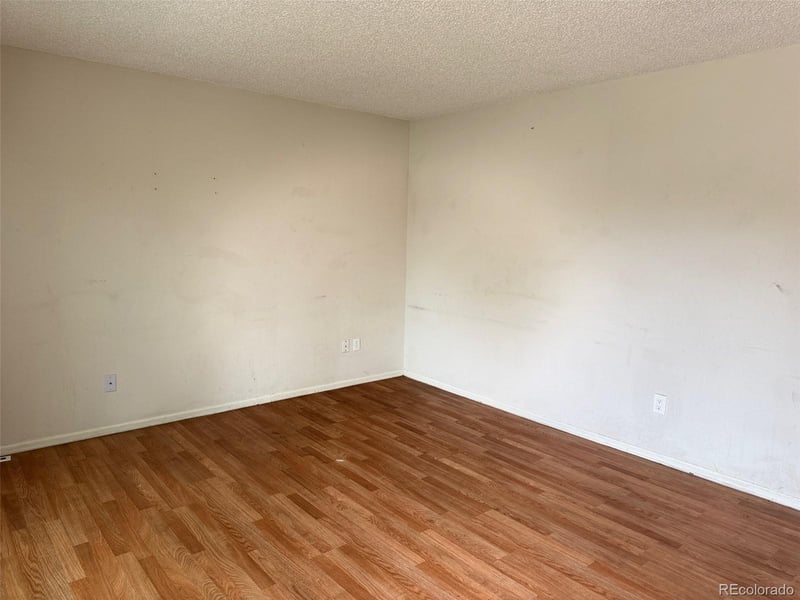 2513 Crystal St, Aurora, CO 80014