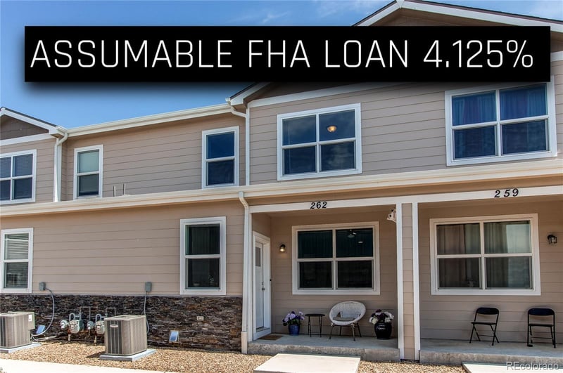 262 S 4th Ct, Deer Trail, CO 80105