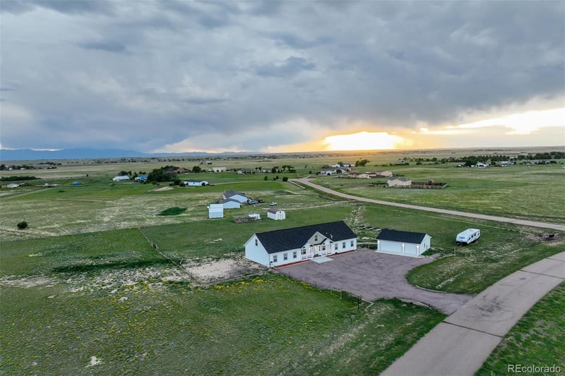 6898 Otoole Dr, Calhan, CO 80808