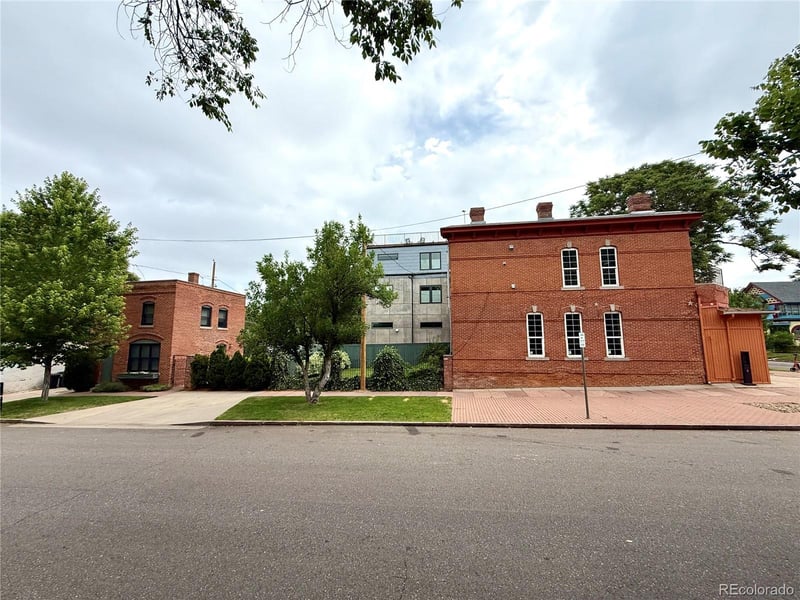 2801 Champa St, Denver, CO 80205