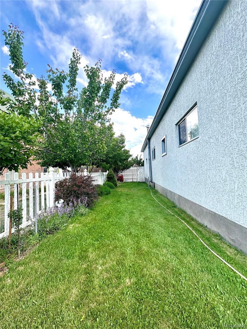 647 D St, Salida, CO 81201