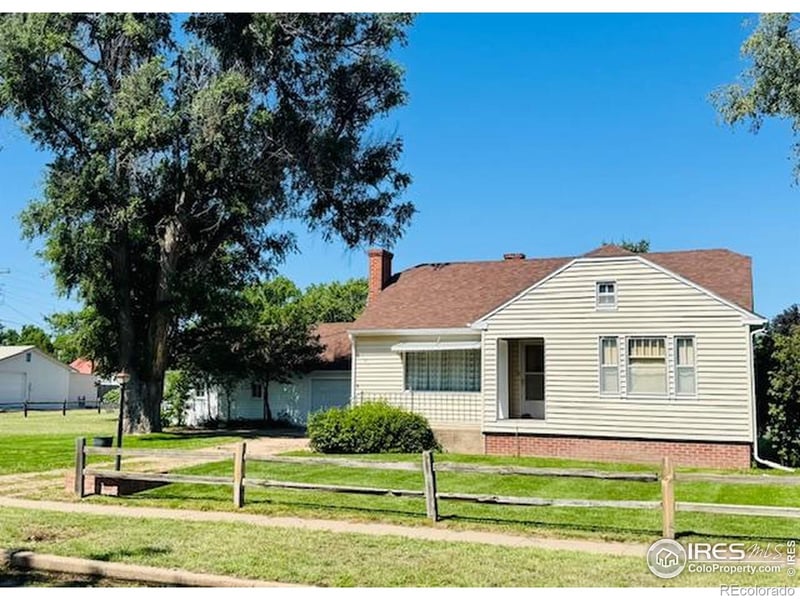 141 Walker Ave, Haxtun, CO 80731