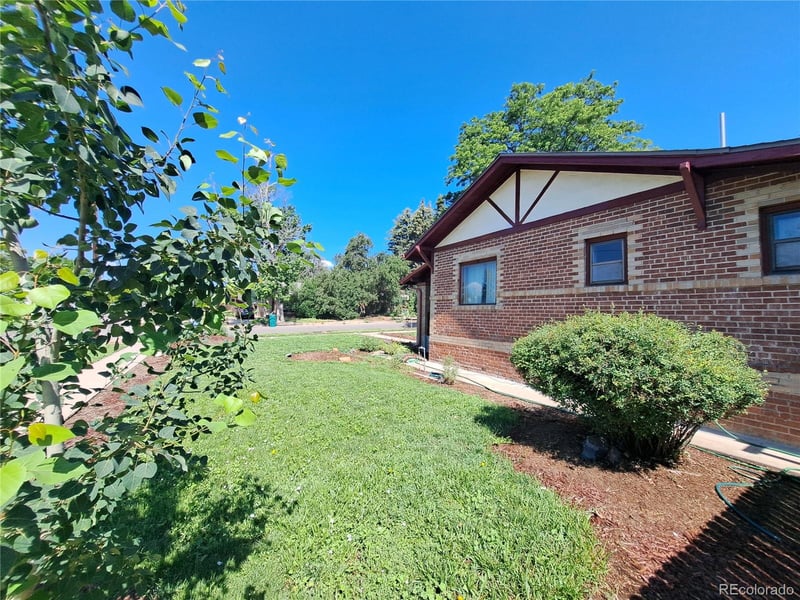 2902 Depew St, Wheat Ridge, CO 80214