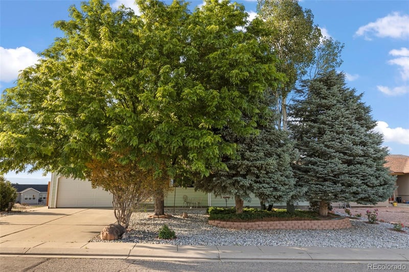 154 High Meadows Dr, Florence, CO 81226