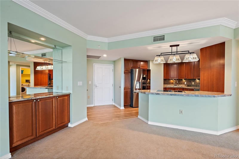 8100 E Union Ave #614, Denver, CO 80237