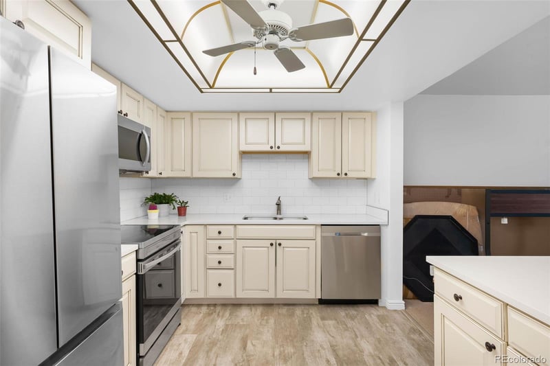 14300 Marina Dr #306, Aurora, CO 80014