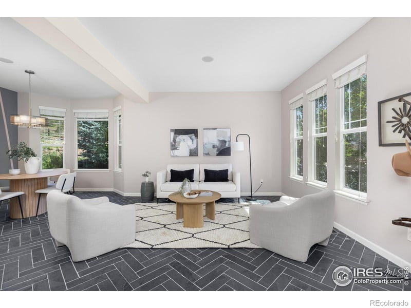 117 Eagle Valley Dr, Lyons, CO 80540