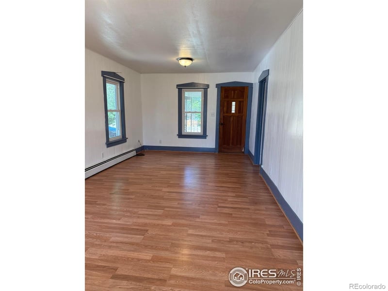 517 Cedar Ave, Akron, CO 80720