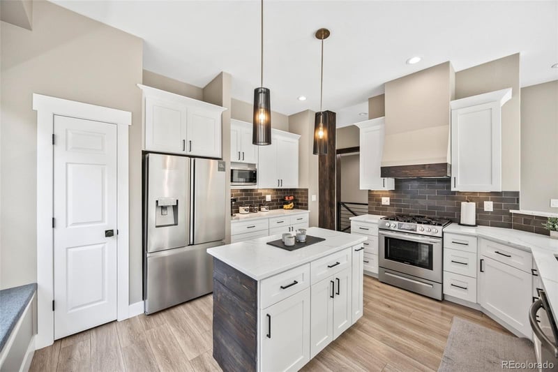 10553 Stonemeadow Dr, Parker, CO 80134