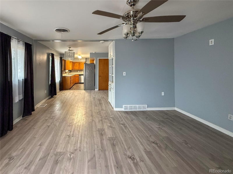 163 Pomeroy St, Burlington, CO 80807