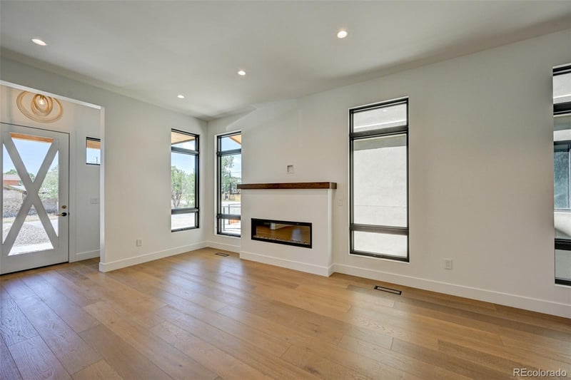 414 E Arkansas St, Buena Vista, CO 81211