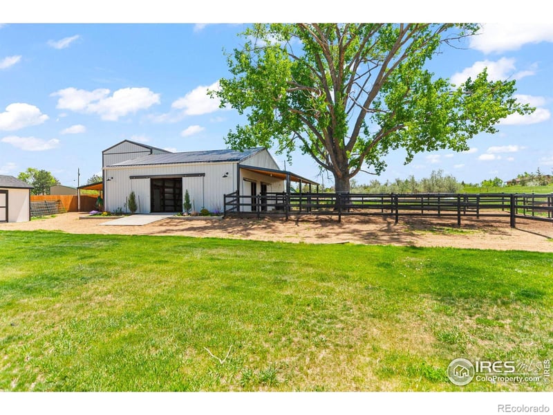 2017 Vaquero St, Longmont, CO 80504