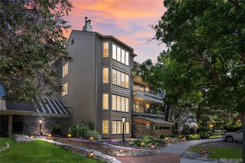 4605 S Yosemite St #301, Denver, CO 80237