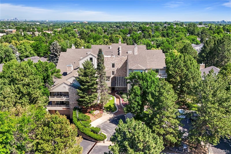 4605 Yosemite St #301, Denver, CO 80237