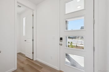 6576 Nepal St, Aurora, CO 80019