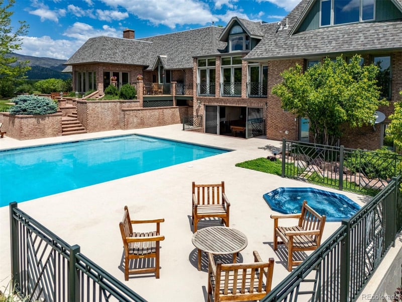 8000 41st St, Longmont, CO 80503