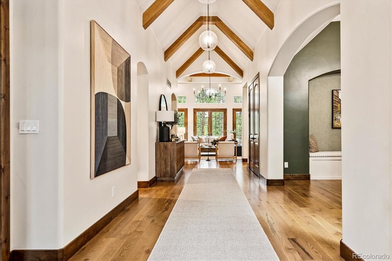 679 Cumberland Rd, Larkspur, CO 80118