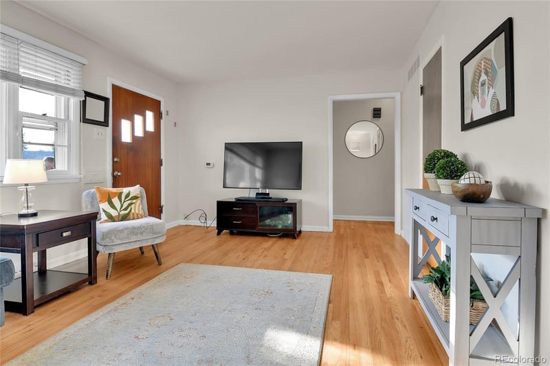 5136 S Pennsylvania St, Littleton, CO 80121