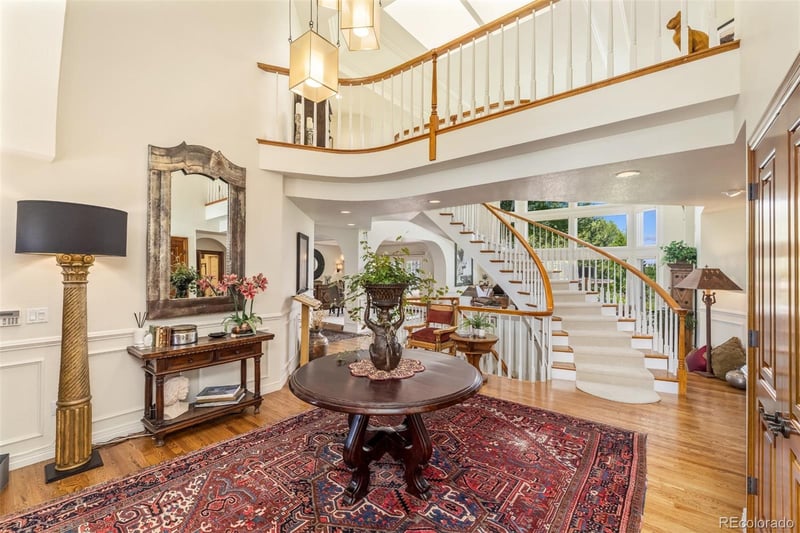 8439 Greenwood Dr, Niwot, CO 80503