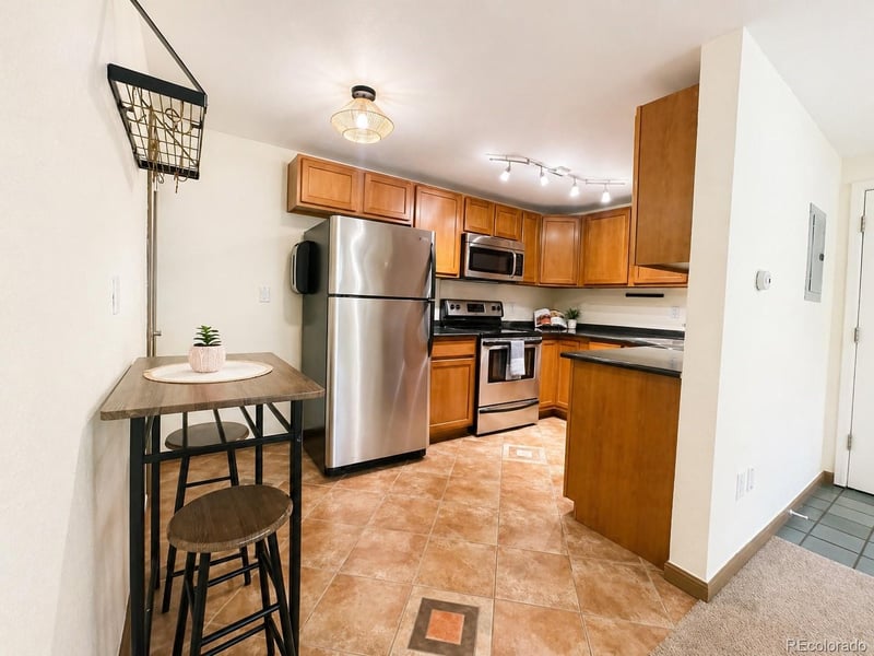 1045 Clarkson St #102, Denver, CO 80218