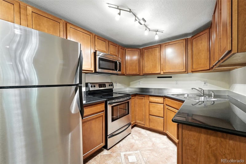 1045 Clarkson St #102, Denver, CO 80218