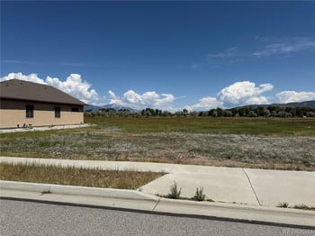 141 Starbuck Cir, Salida, CO 81201