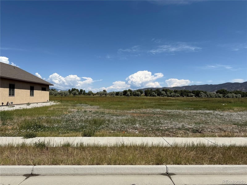 141 Starbuck Cir, Salida, CO 81201