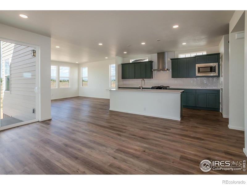 5409 Drehle St, Timnath, CO 80547