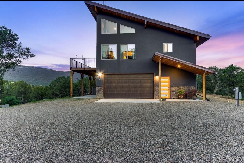 33154 Oak Park Dr, Trinidad, CO 81082