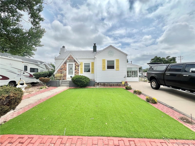 60 S 9th Ave, Brighton, CO 80601