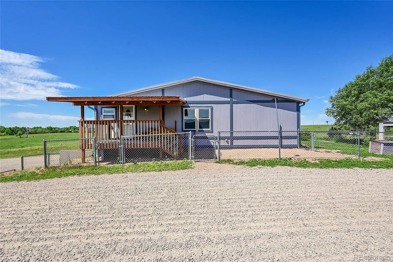50100 E 48th Ave, Bennett, CO 80102