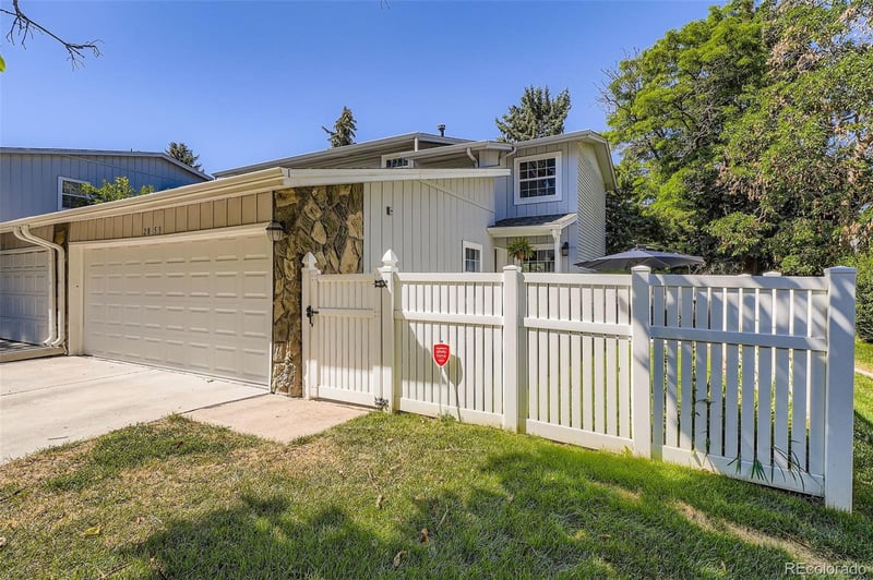 2853 Xanadu Way, Aurora, CO 80014